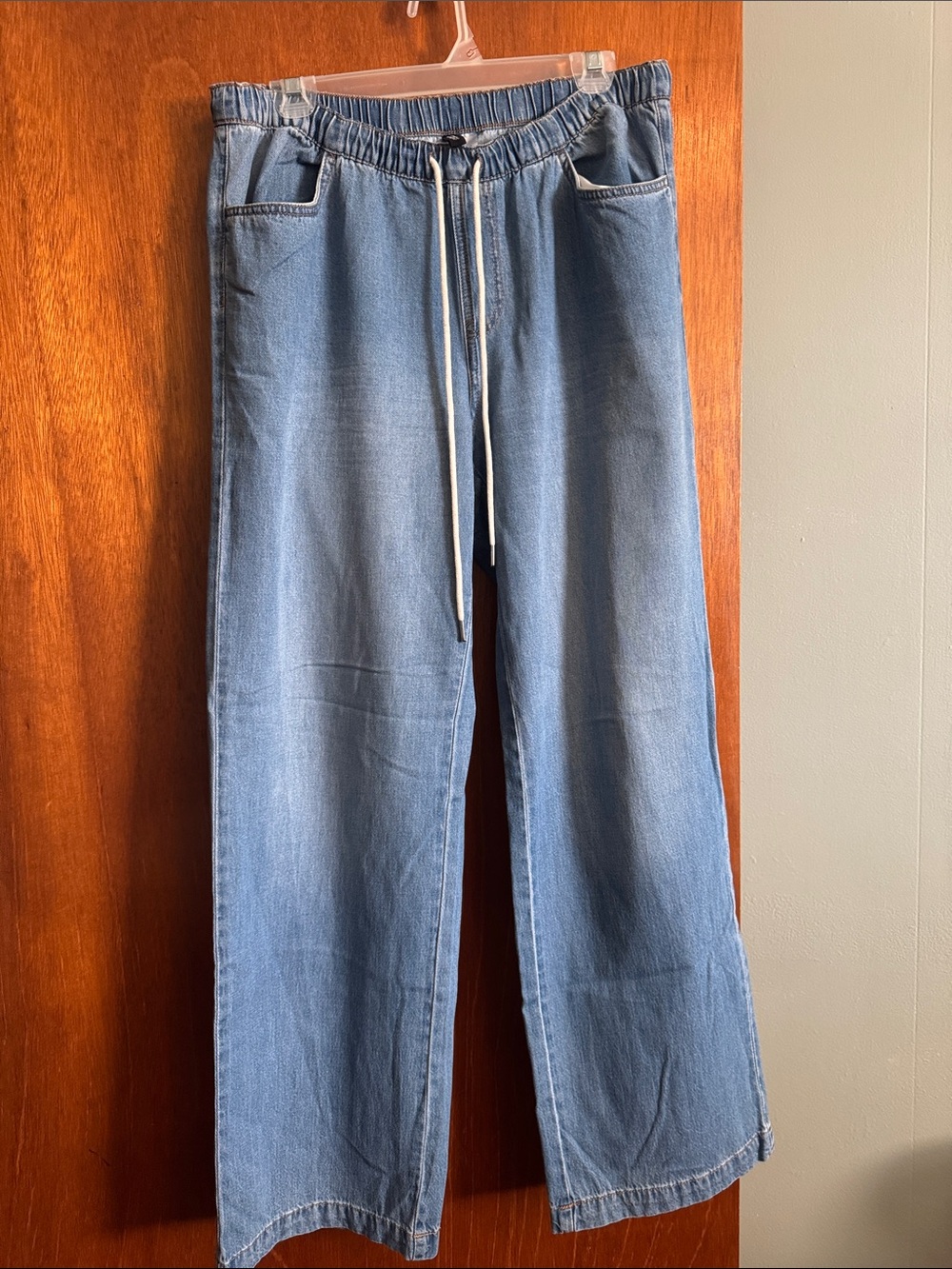 Divided Light Blue Relaxed Drawstring Jeans